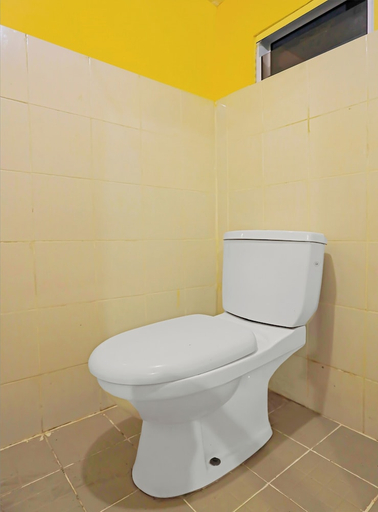 Bathroom, Hotel O Homestay Bude Sri, Batam