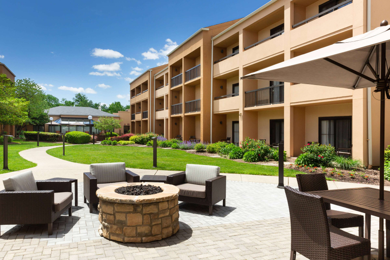 Exterior & Views 1, Sonesta Select Whippany Hanover, Morris