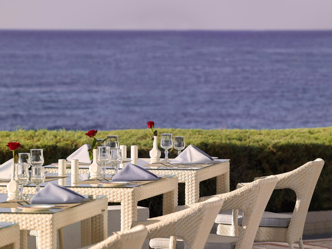 Food & Drinks 4, Knossos Royal, Crete