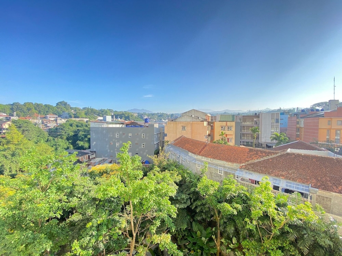 Exterior & Views, Cozy And Serene 2Br Apartment At Parahyangan Residence, Bandung