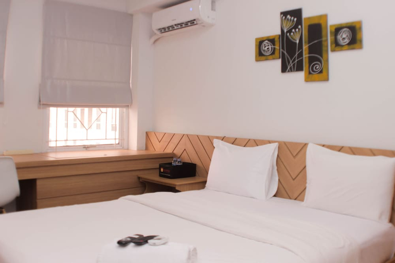 Bedroom 2, Homey And Cozy Stay Studio Apartment At Patraland Urbano, Bekasi