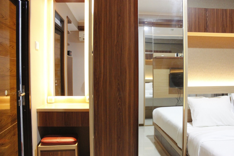 Bedroom 4, Homey Studio Room Gateway Pasteur Apartment By Travelio, Bandung