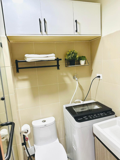Others 2, Stylist Luxe Condo near Mall of Asia - Shore 3, Pasay City