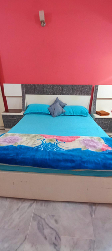 Others 5, Jaffrey's Guest House, Karachi