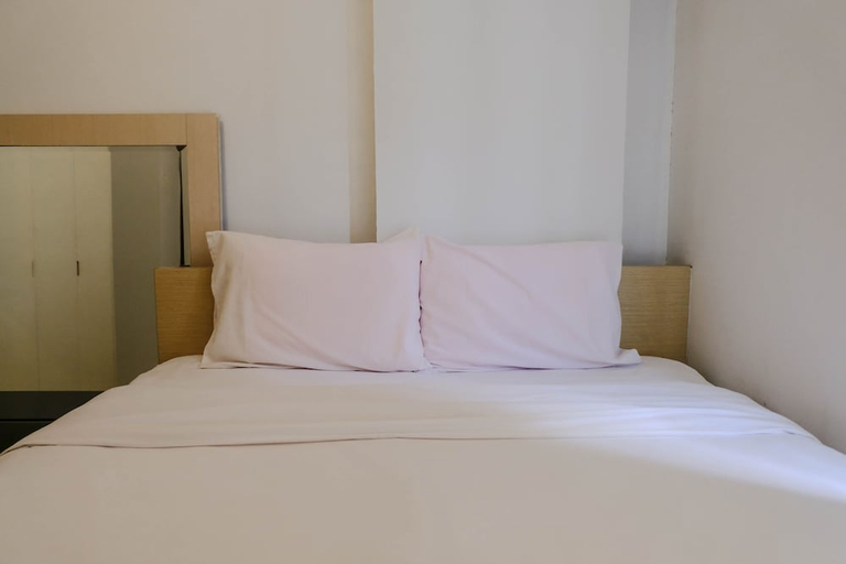 Bedroom 2, Good Choice 2Br At 12Th Floor Gateway Ahmad Yani Cicadas Apartment, Bandung