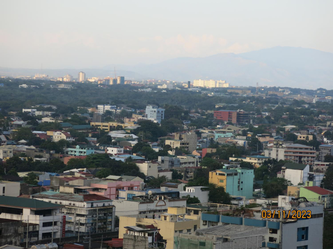 Others 5, Araneta City Cubao , Manhattan Plaza Corner Unit With Amazing View From The 19th floor, Quezon City