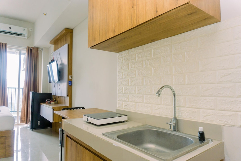 In-Room Kitchen 2, Comfy And Nice Designed Studio Parkland Avenue Apartment, Tangerang Selatan