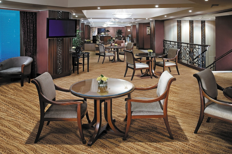 restaurant 2
