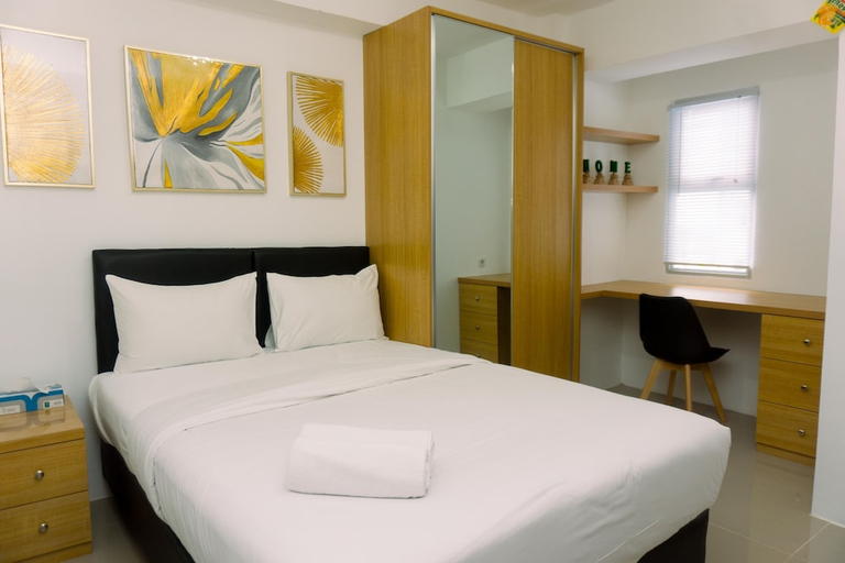 Guestroom 5, Cozy Studio At Urbantown Serpong Apartment, South Tangerang