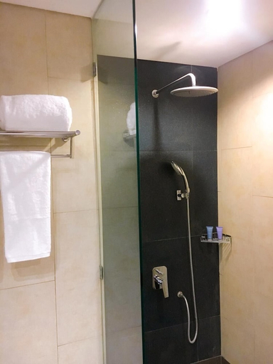 bathroom 15