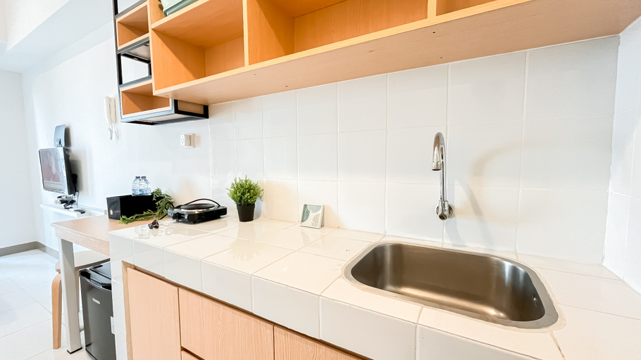 Others 4, Studio Basic Apartment at Tokyo Riverside PIK 2 By Travelio, Tangerang