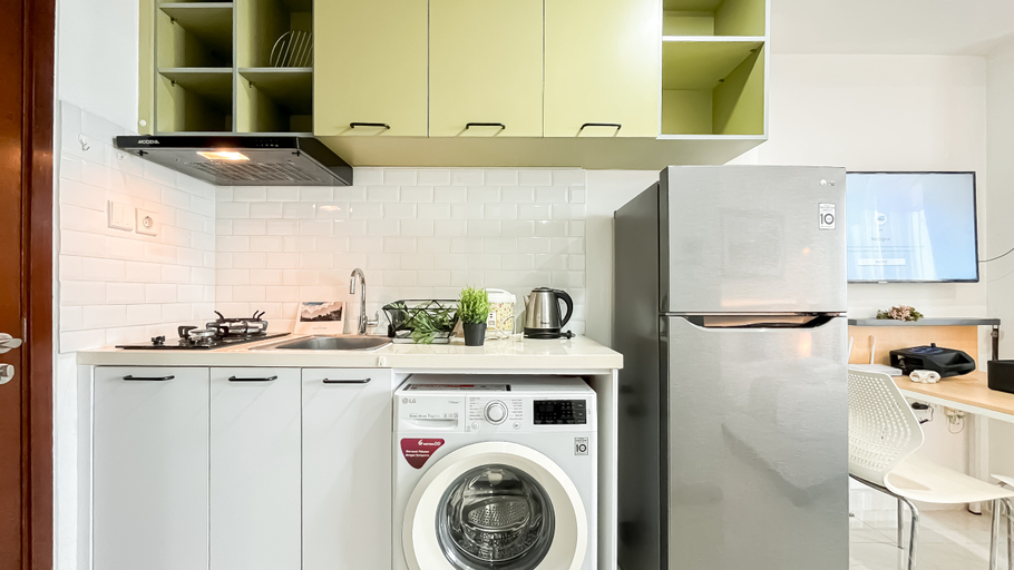 Others 4, Industrial Modern Touch Studio at West Vista Apartment By Travelio, Jakarta Barat