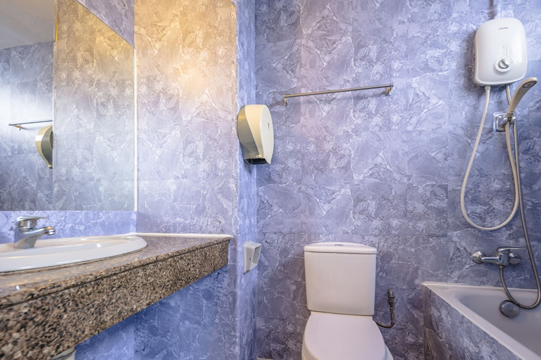 Bathroom 2, K HOTEL 12, Singapura