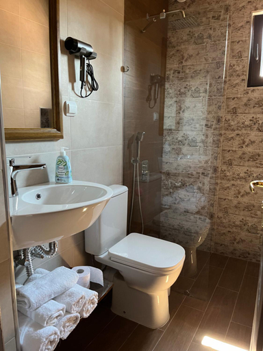 Others 4, Къща Старопрестолна, Veliko Tarnovo
