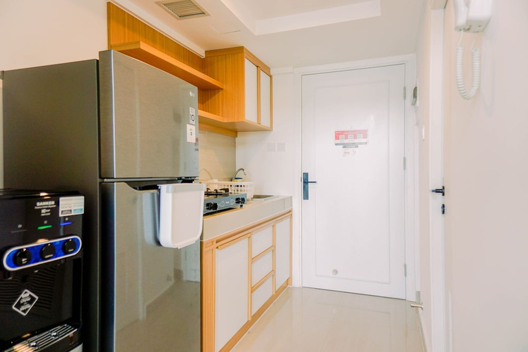 In-Room Kitchen 4, Modern And Cozy Studio Loft Apartment At Kingland Avenue, Tangerang