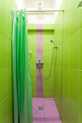 Others 5, Fusion Hostel, Central