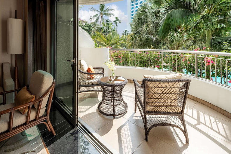 balcony 21