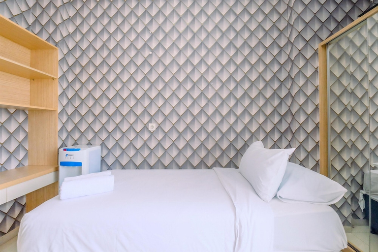 Bedroom 5, Cozy Living And Minimalist Studio Dave Apartment, Depok