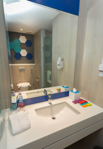 bathroom 11