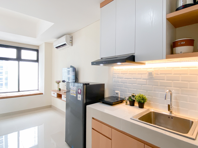 Others 4, Studio with Direct Access Mall at Pollux Chadstone Apartment By Travelio, Cikarang