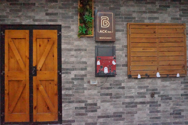 Others 2, Back Inn, Changhua