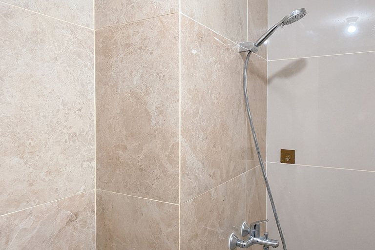 Bathroom 3, Cozy And Good Place 2Br Transpark Cibubur Apartment, Depok