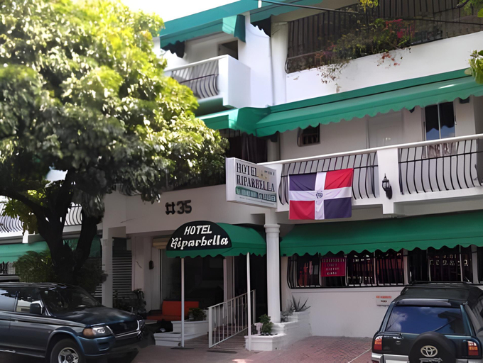 Others 4, Hotel Riparbella, Distrito Nacional