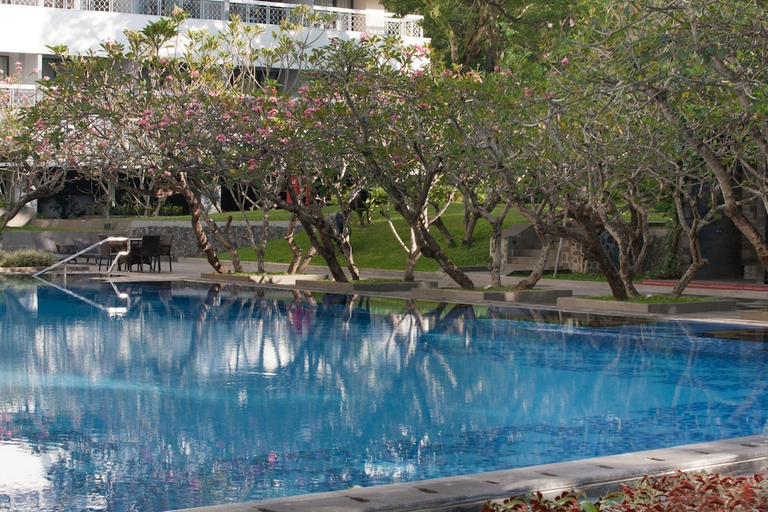 pool 9