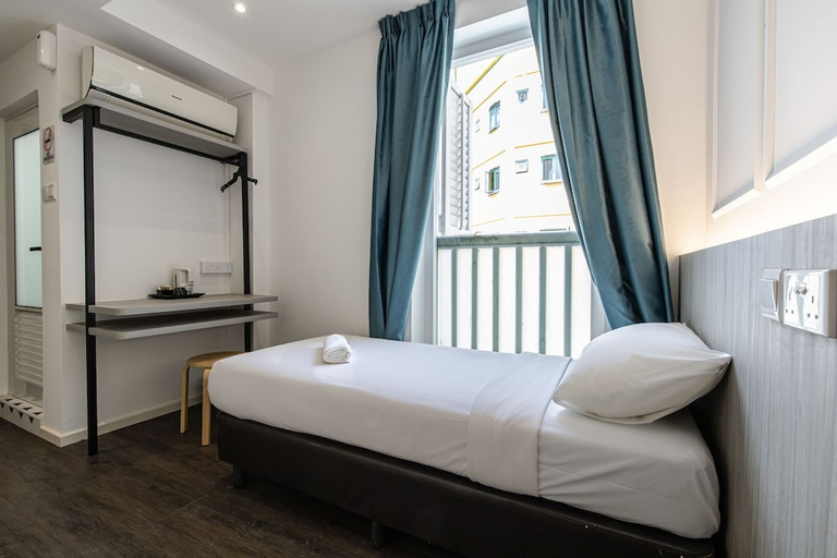 Bedroom 3, Marrison Desker @ Little India, Singapore