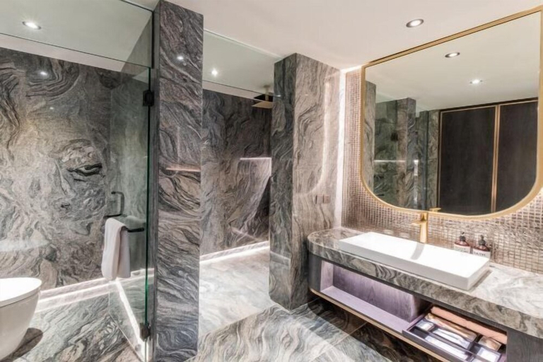 bathroom 12
