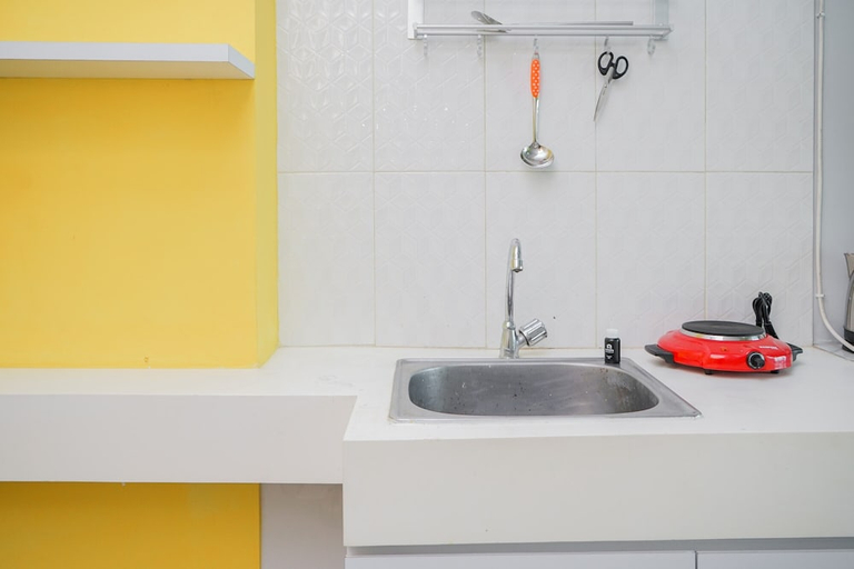 Bathroom Sink 4, Studio Apartment at Tree Park Apartment, Tangerang Selatan