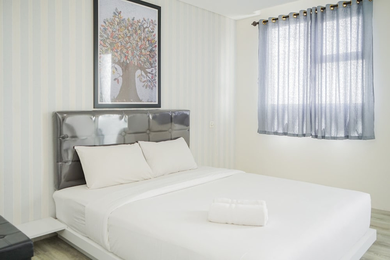 Others 1, Chic and Spacious Studio at Bintaro Icon Apartment, South Tangerang