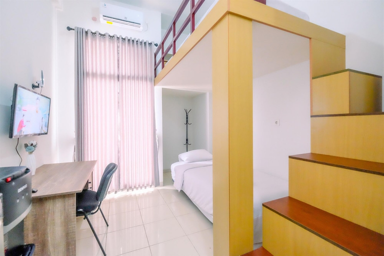 Bedroom 5, Enjoy Living And Homey Studio Dave Apartment, Depok