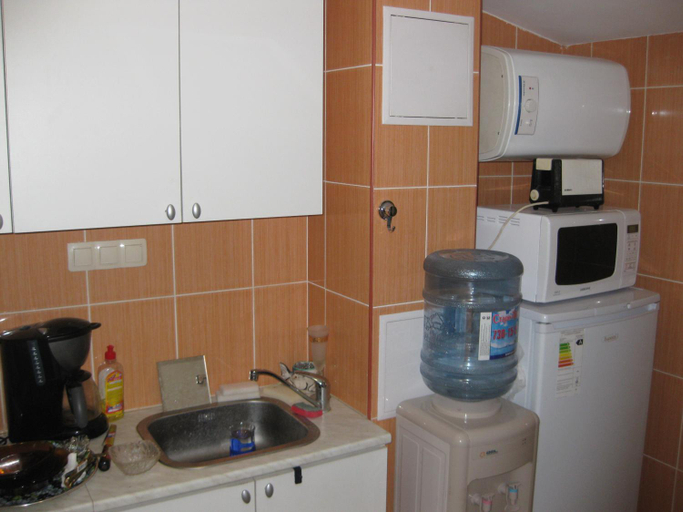 Others 3, Mini Hostel, North-Western