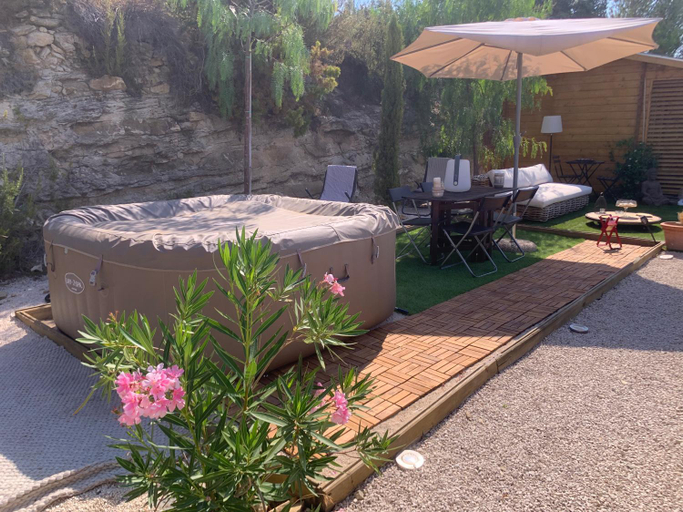 Others 2, Chalet de Luxe Jardin Privatif 3mn Circuit Castellet, Var