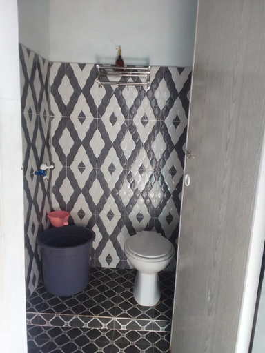 Bathroom, Homestay Maknong Lhokseumawe, Lhokseumawe