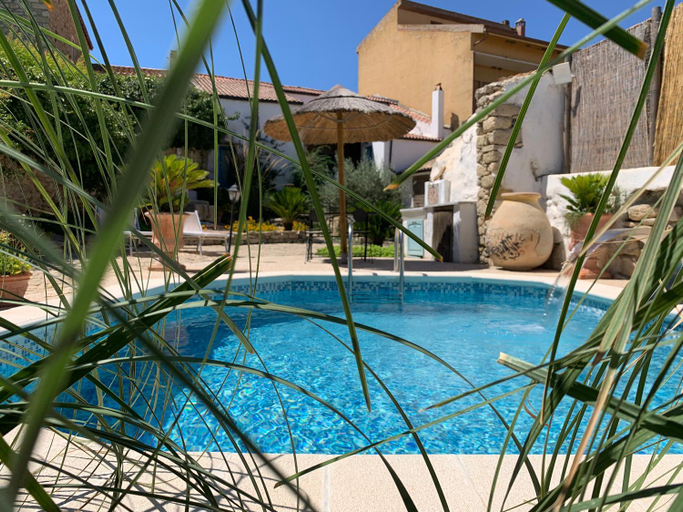 Others 2, Sa domu de don Ninnu bed breakfast, Medio Campidano