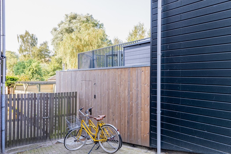 Others 5, Het Huis Met De Groene Deur, Amsterdam
