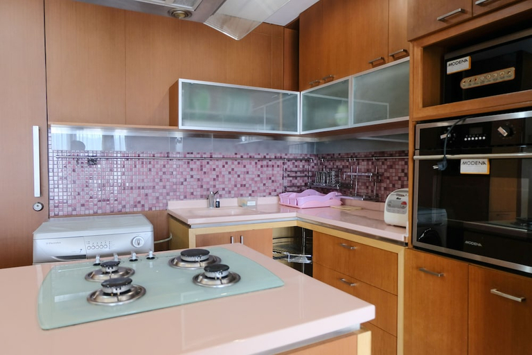 Others 2, Spacious 3Br At Dago Butik Apartment, Bandung