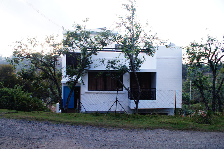 Others 4, Pearwoods, Dindigul
