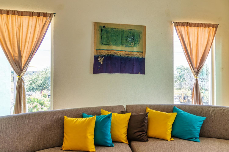 Others 2, Sojourner’s Vista del Lago, Chapala