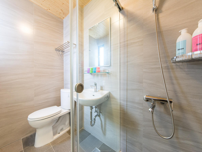Bathroom 3, Dream House, Tainan