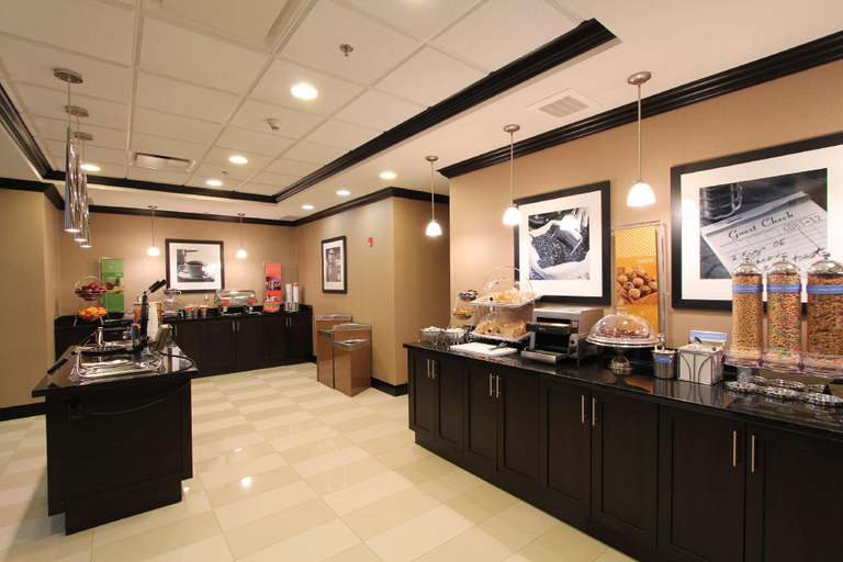 Food & Drinks 3, Hampton Inn & Suites by Hilton St. John's Airport, Division No. 1