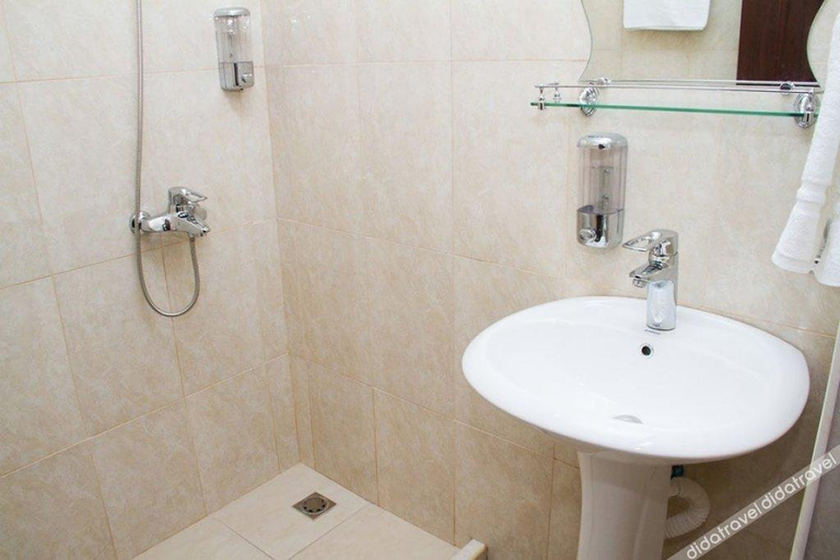 Bathroom 3, Comfort House Hotel, Yerevan