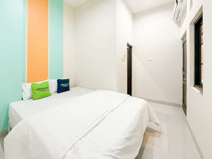 Bedroom 1, Urbanview Hotel Simple near Pakuwon Mall Jogja, Sleman