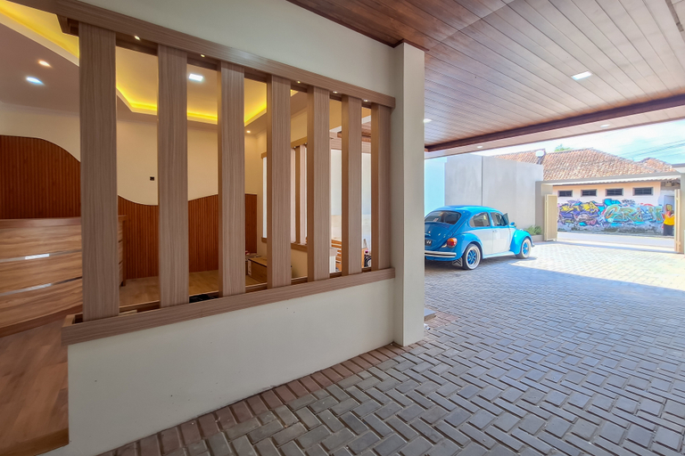 Exterior 2, RedDoorz Syariah @ Boemi 2 Guesthouse Tasikmalaya, Tasikmalaya