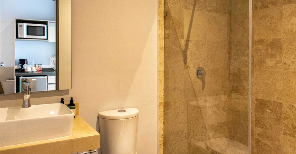 Bathroom 4, Hotel VIVE MX el marqués Querétaro, Trademark by Wyndham, El Marqués