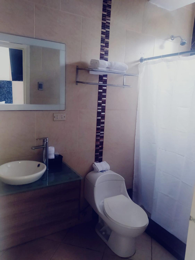 Bathroom 3, Hotel Presidente Premium Salinas, Salinas