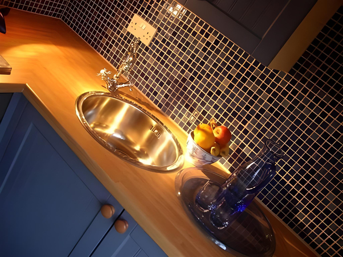 Bathroom, The Old Station Guest House, Fife