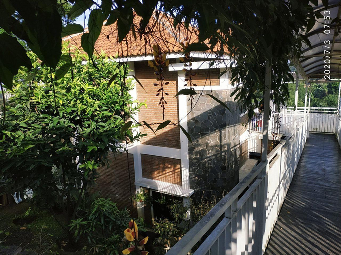 Others 3, The Bridge Villa Punclut, Bandung